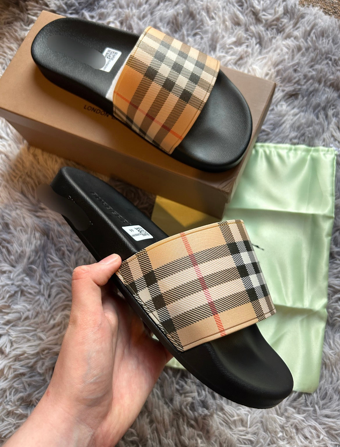 Berry Slides (CLEARANCE)