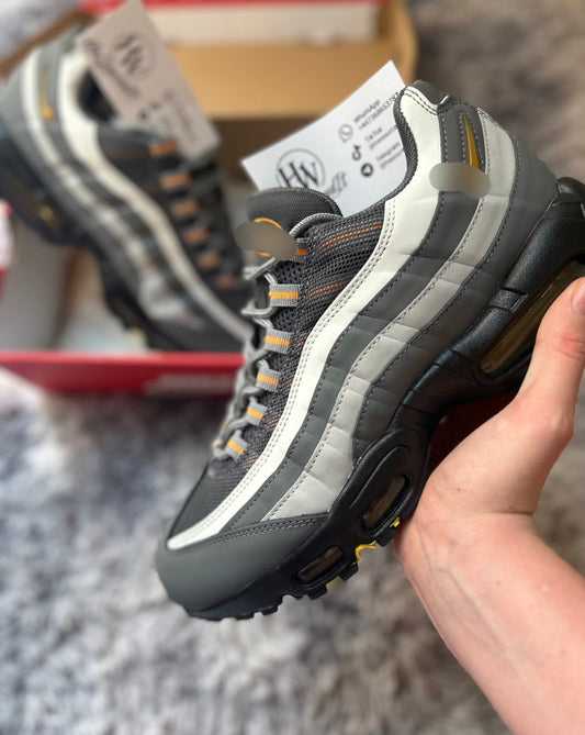 Air 95 (CLEARANCE)