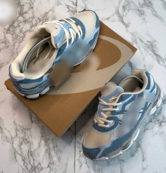 Asiks blue